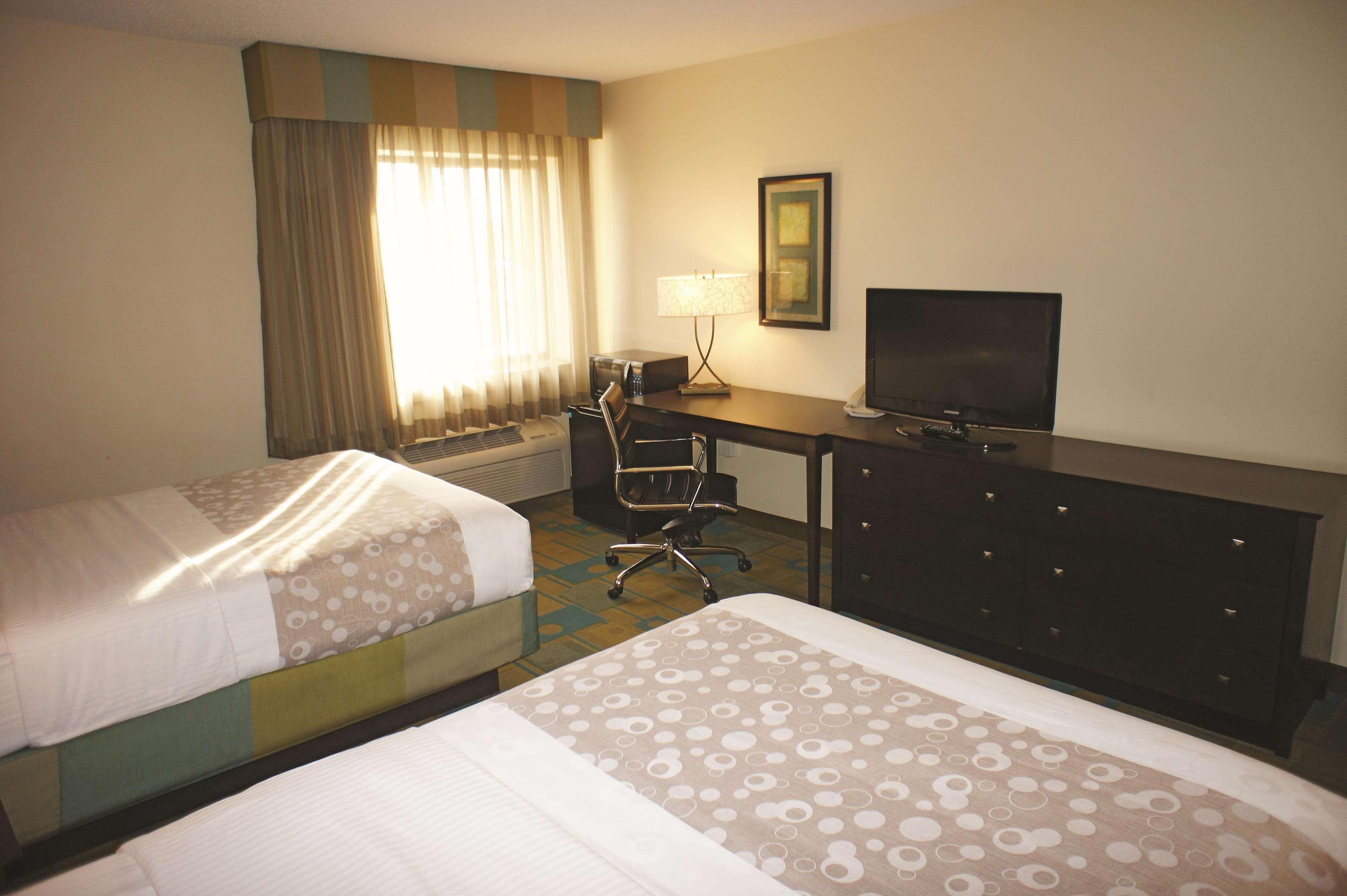 La Quinta By Wyndham Plattsburgh Otel Dış mekan fotoğraf