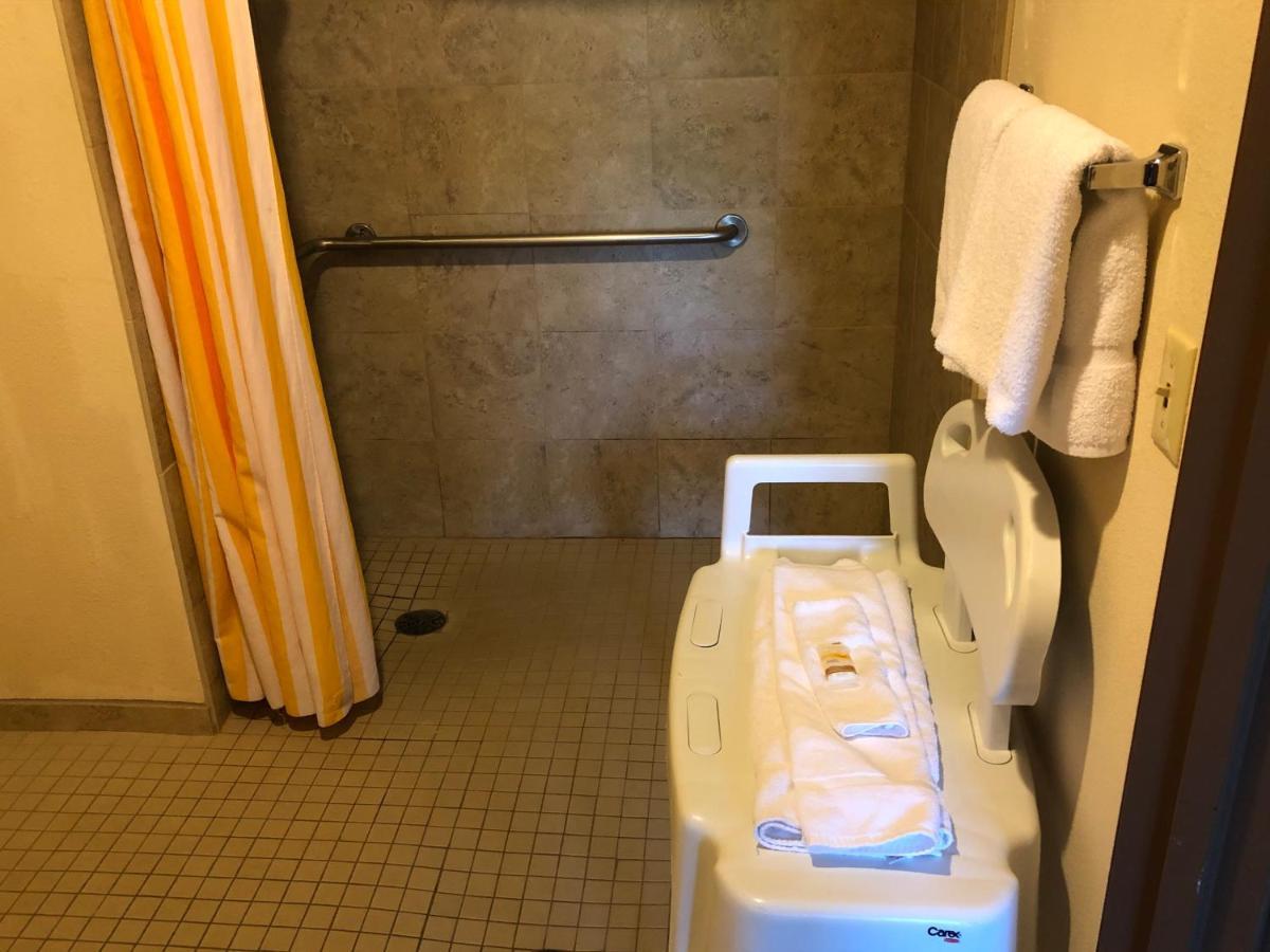 La Quinta By Wyndham Plattsburgh Otel Dış mekan fotoğraf