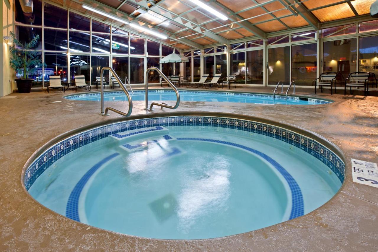 La Quinta By Wyndham Plattsburgh Otel Dış mekan fotoğraf